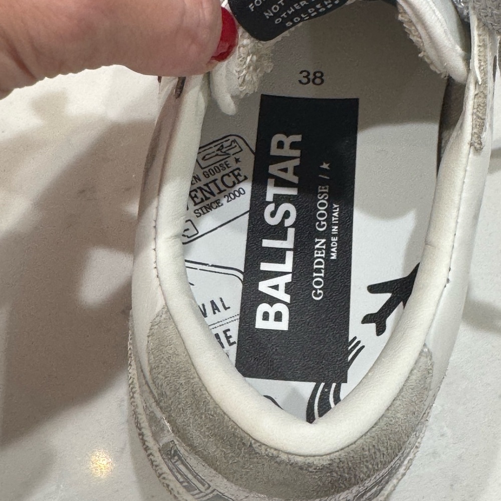 Golden Goose White and Silver Distressed Ball Star - NIB - Picture 4 of 12